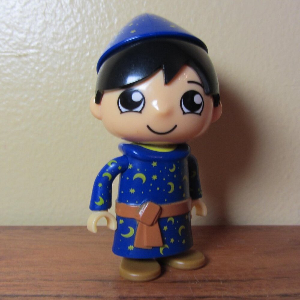 5 for $15 - Ryan’s World Mini figure wizard sorcerer ryan (W5281)